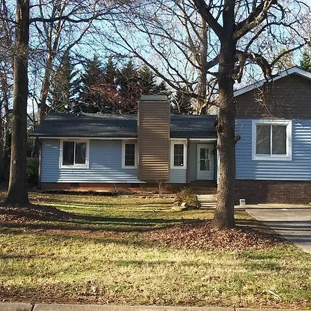 Modern Family Retreat - Great For Relocation/Remote Workers-3