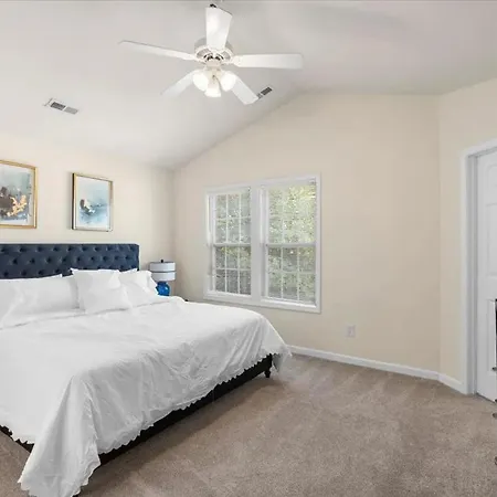 Exquisite E Charlotte House-3